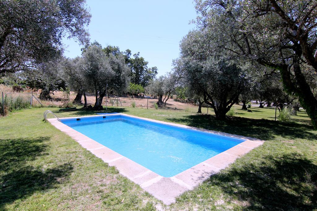 Hotel Rural Hojaranzos Tejeda Del Tietar Exterior photo